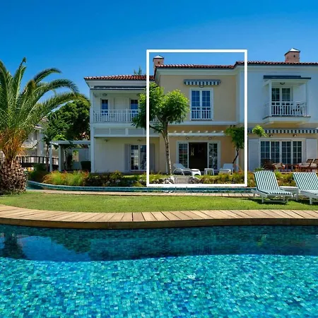 Portville Holiday Villas - Casa Di Mezzo ギョジェク