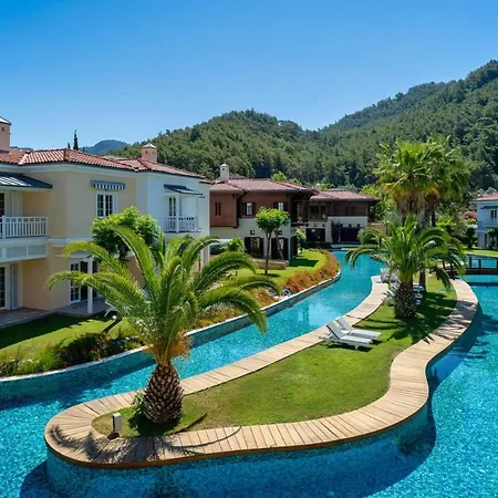 Portville Holiday Villas - Casa Di Mezzo ヴィラ *