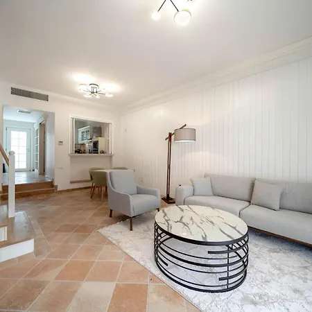 Portville Holiday Villas - Casa Di Mezzo ヴィラ *