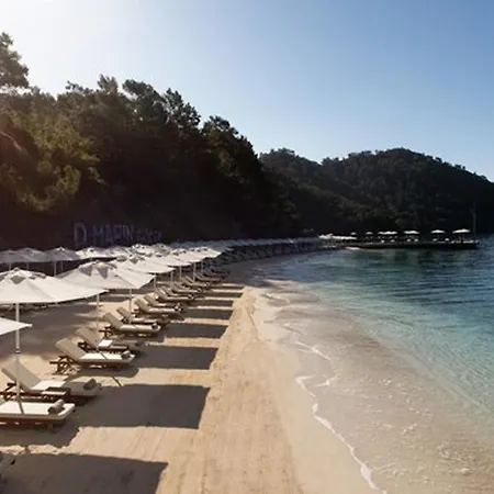 Portville Holiday Villas - Casa Di Mezzo Villa